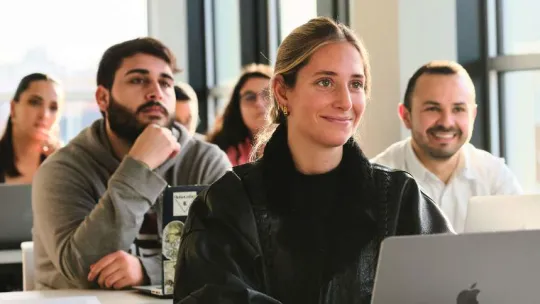 Top Perfiles Digitales Card 2025