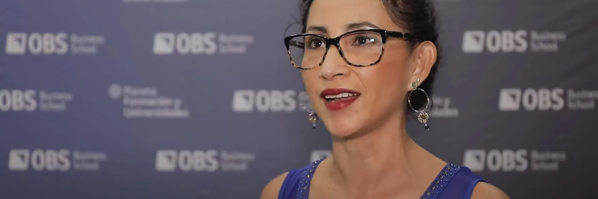 Descubre la opinión de la exalumna de OBS Katia Delgado sobre el Máster en Dirección de Comunicación Corporativa