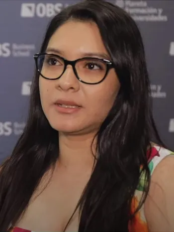 Descubre la opinión de la exalumna de OBS Sigrid Ogaldez sobre el Máster en International Business Management